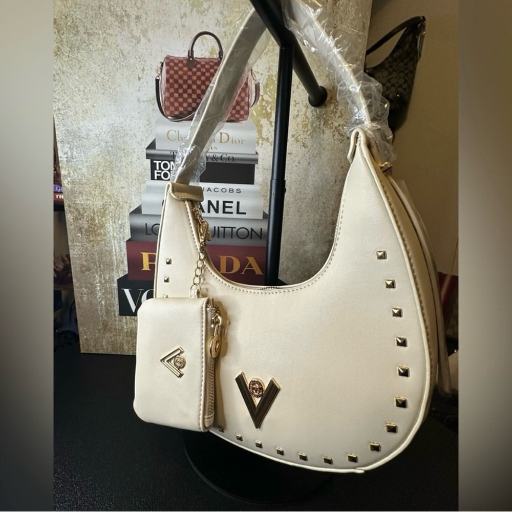 VALENTINO ORLANDI Cream Studded Shoulder Bag